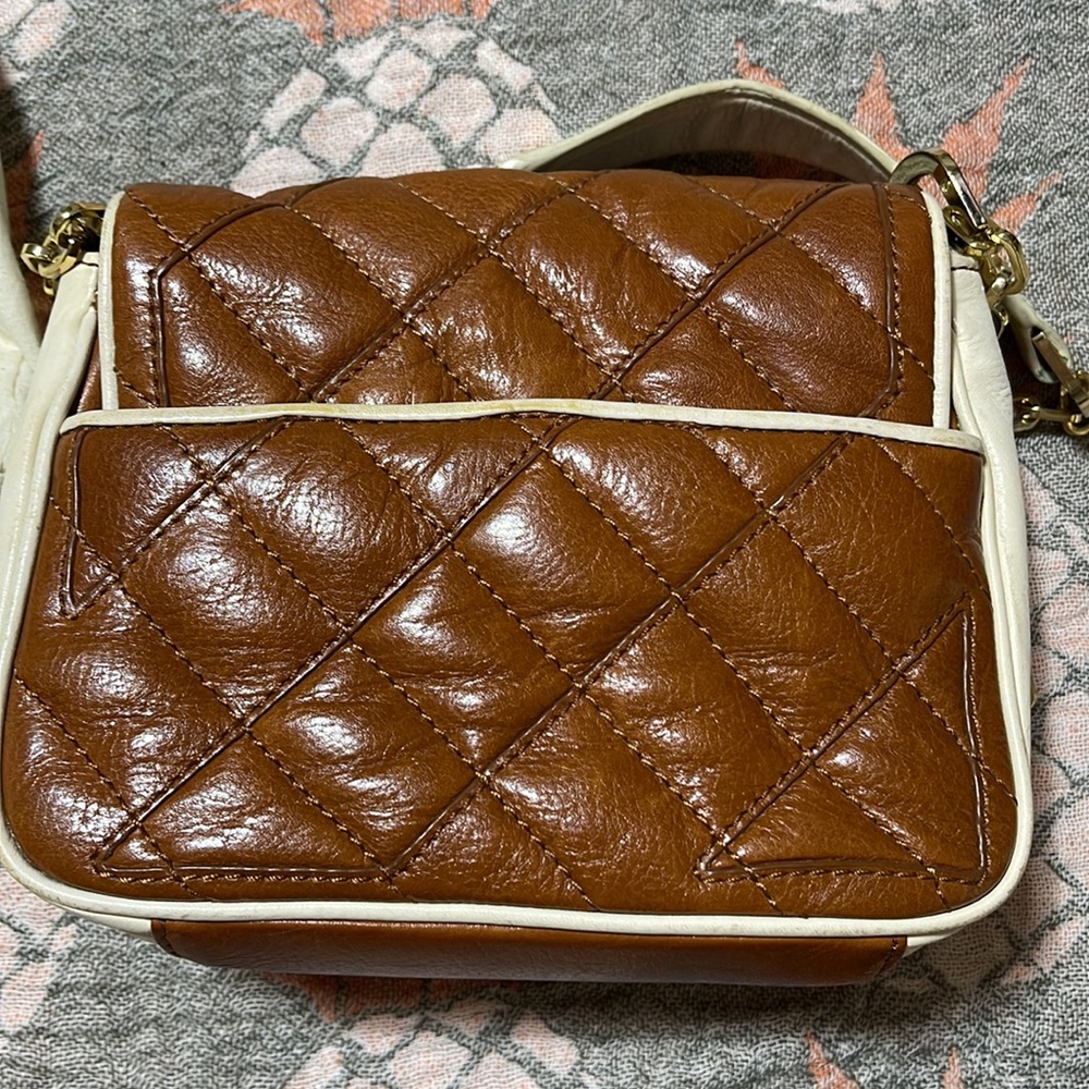 Tory Burch Brown Quilted Crossbody with Cream Trim - Picture 3 of 13
